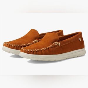 Discover Classic Moccasin by Minnetonka, sz 5 EUC